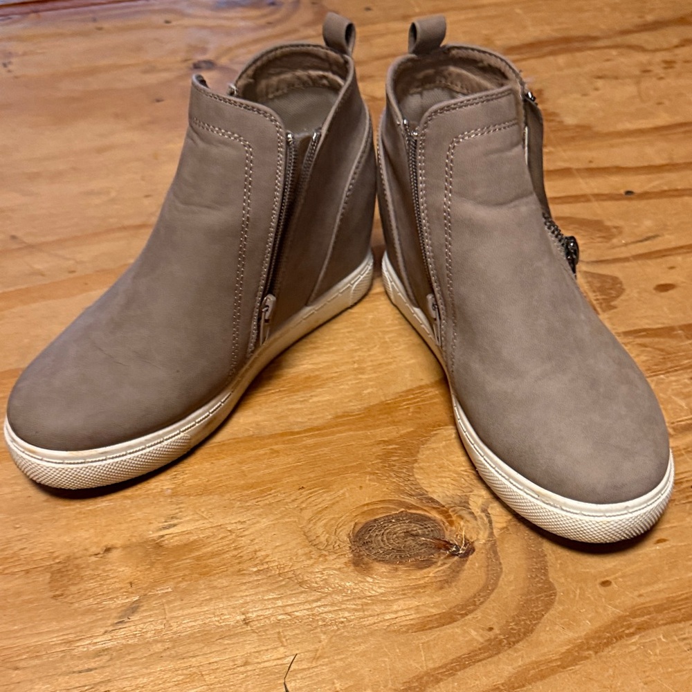 Natural Reflections Taupe Ankle Boots